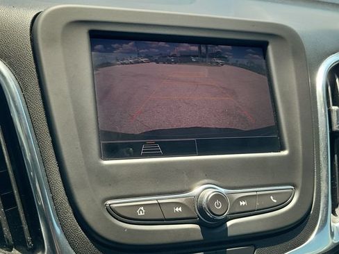 Used 2022 Chevrolet Equinox LT FWD image 27