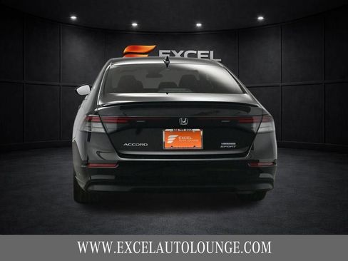 Used 2024 Honda Accord Sport image 5