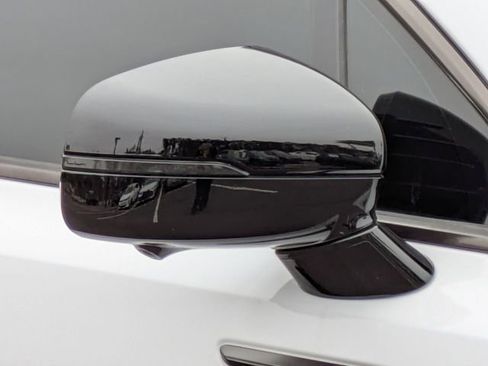 Used 2023 Kia Sorento SX Prestige image 12