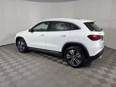 Certified 2025 Mercedes-Benz GLA 250 4MATIC image 3