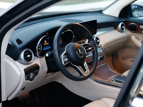 Certified 2022 Mercedes-Benz GLC 300 4MATIC image 35