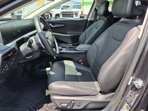 Certified 2023 Kia EV6 Wind w/ Wind Technology Package AWD/4WD image 24