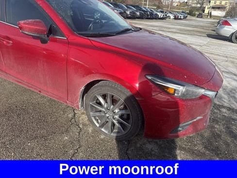 Used 2018 MAZDA MAZDA3 Grand Touring image 10