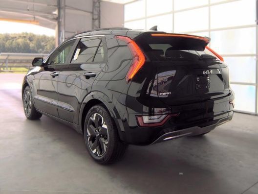 Used 2023 Kia Niro Wave w/ Wave Preserve Package FWD image 3