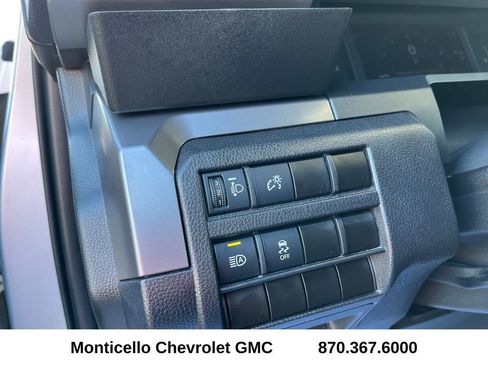 Used 2024 Toyota Tacoma SR5 image 23