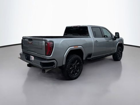 Used 2024 GMC Sierra 2500 AT4 w/ AT4 Premium Plus Package AWD/4WD image 7