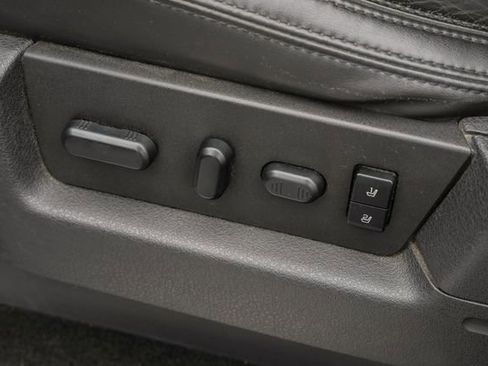 Used 2013 Ford F150 Platinum image 21