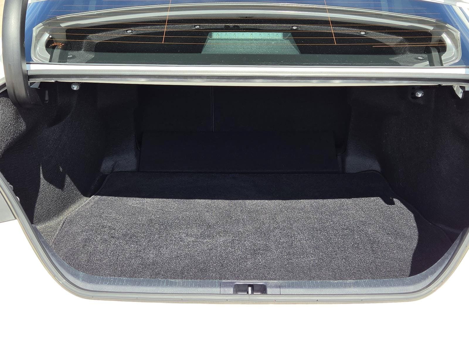Used 2024 Toyota Camry LE w/ Convenience Package FWD image 10
