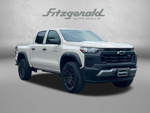 Used 2026 Chevrolet Colorado Trail Boss AWD/4WD image 1