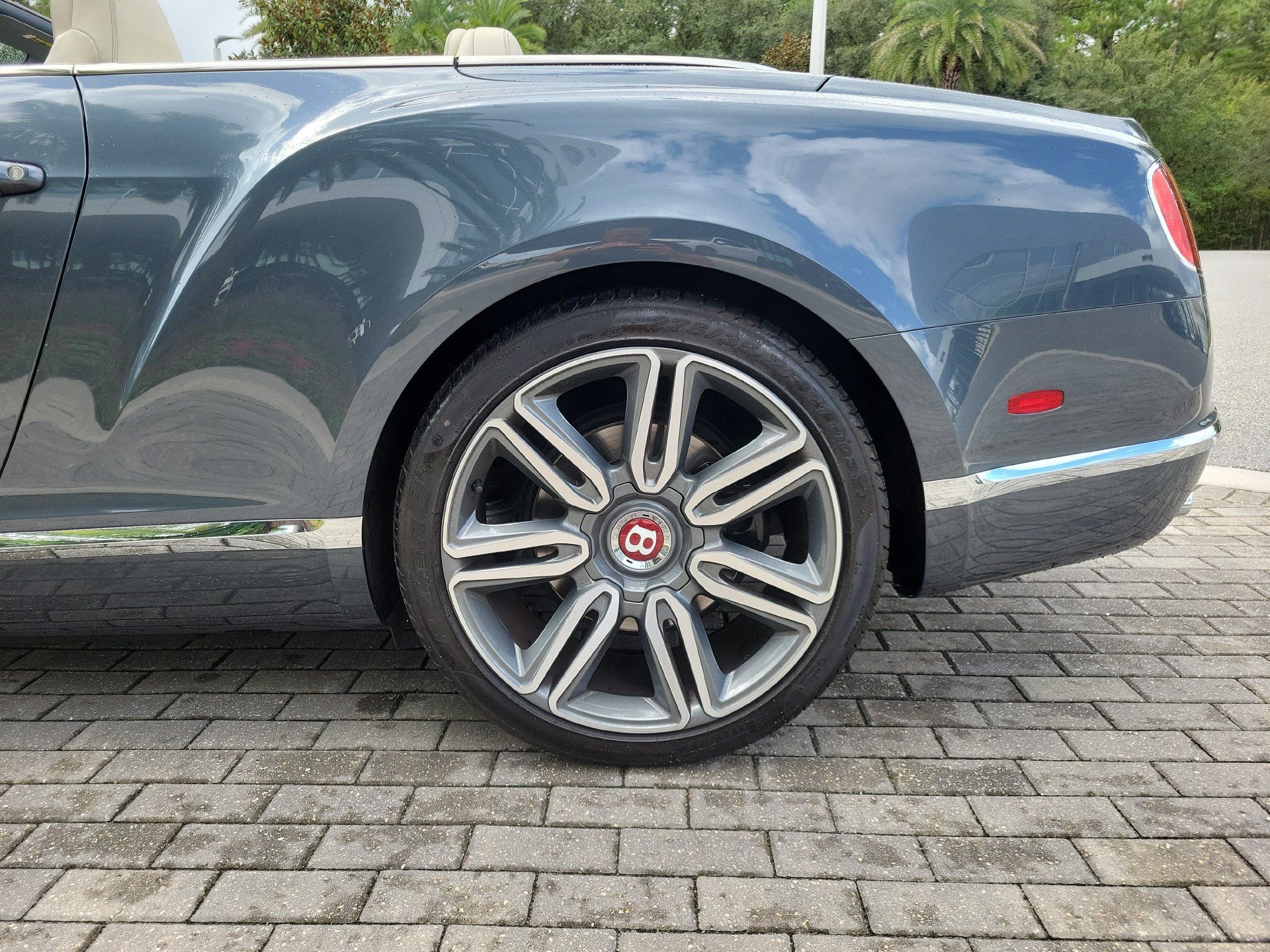 Certified 2016 Bentley Continental GT AWD/4WD image 22