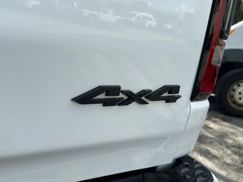 Used 2024 RAM 1500 Limited image 32