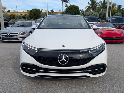 Used 2023 Mercedes-Benz EQS 450+ Sedan image 2