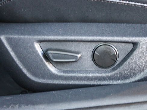 Used 2025 Ford Mustang Premium RWD image 19