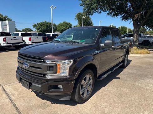 Used 2019 Ford F150 XLT w/ Equipment Group 302A Luxury AWD/4WD image 4