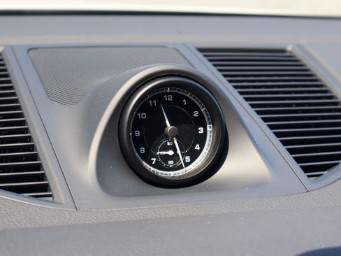 New 2026 Porsche Macan AWD/4WD image 27