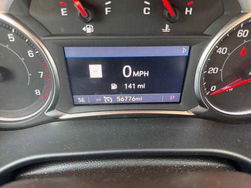 Used 2023 GMC Acadia SLT image 18