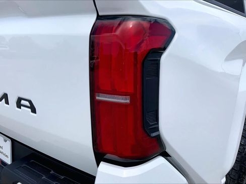 Used 2026 Toyota Tacoma SR5 AWD/4WD image 30