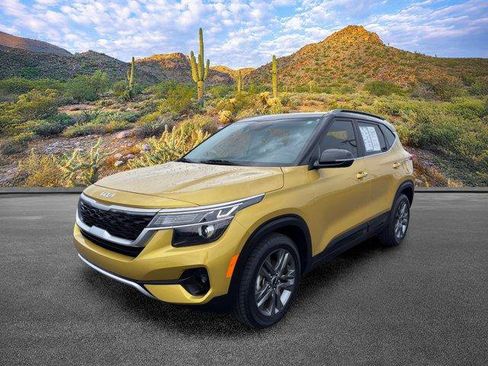 Used 2023 Kia Seltos S FWD image 9