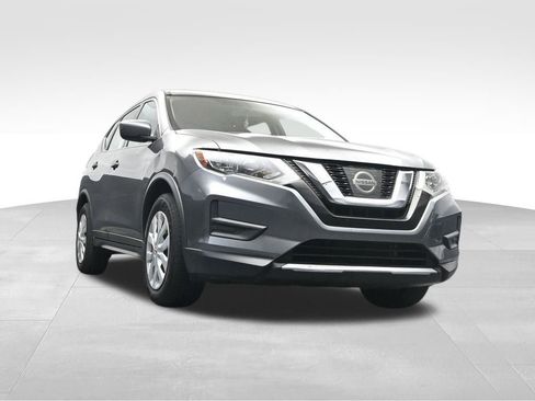 Used 2017 Nissan Rogue S FWD image 17