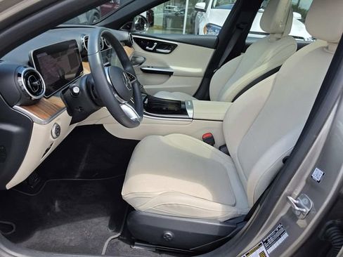 Used 2024 Mercedes-Benz C 300 Sedan image 11