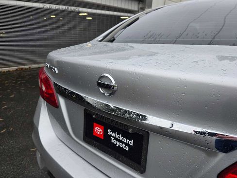 Used 2018 Nissan Sentra S image 17