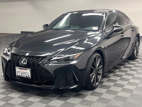 Certified 2025 Lexus IS 300 F Sport RWD image 2