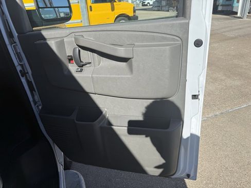 Used 2024 Chevrolet Express 2500 w/ Driver Convenience Package image 19