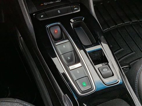 Used 2023 Chevrolet Bolt LT w/ Infotainment Package FWD image 13