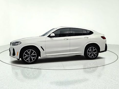 Used 2023 BMW X4 xDrive30i AWD/4WD image 4
