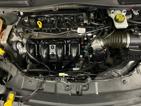 Used 2019 Ford Escape S FWD image 9