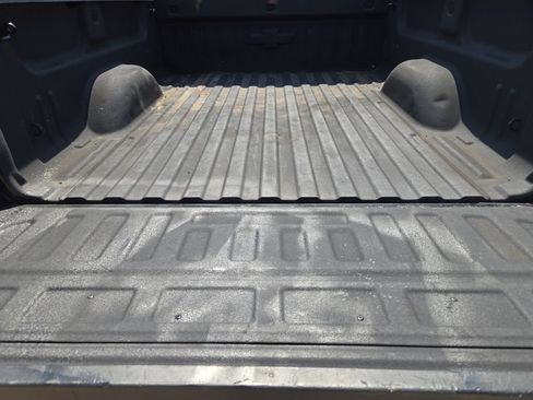 Used 2018 Chevrolet Silverado 2500 High Country w/ Duramax Plus Package AWD/4WD image 33