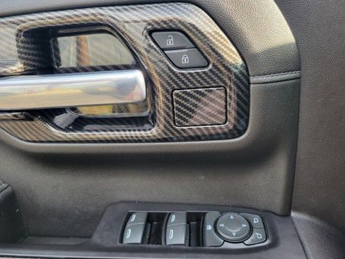 Used 2020 Chevrolet Silverado 1500 LT Trail Boss AWD/4WD image 15