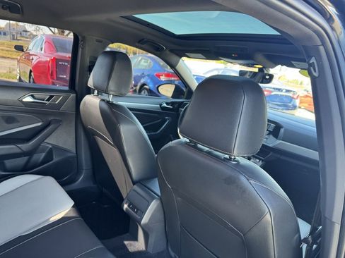 Used 2020 Volkswagen Jetta R-Line w/ R-Line Cold Weather Package image 16