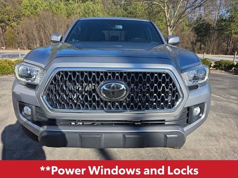 Used 2019 Toyota Tacoma TRD Off-Road w/ Technology Package image 11