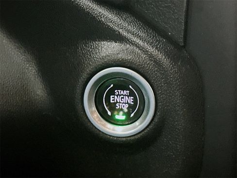 Used 2020 Chevrolet Silverado 2500 LTZ w/ LTZ Premium Package image 27