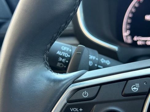 Used 2022 Acura MDX SH-AWD w/ Advance Package image 33