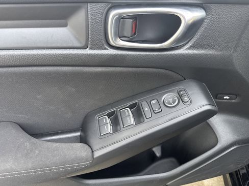 Used 2025 Honda Civic Sport image 8