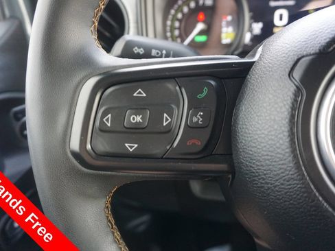 Used 2024 Jeep Wrangler Unlimited AWD/4WD image 4