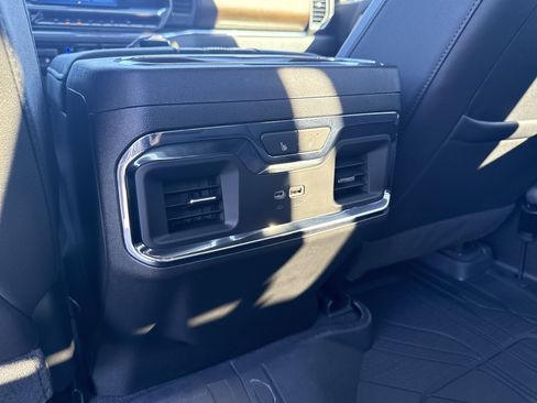 Used 2024 Chevrolet Silverado 1500 High Country image 27