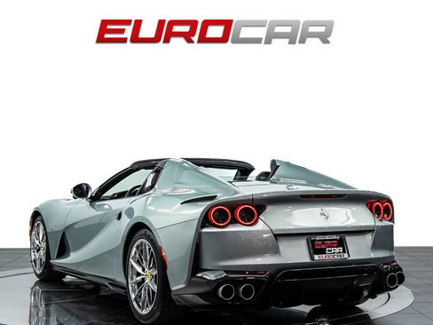 Used 2022 Ferrari 812 GTS RWD image 4