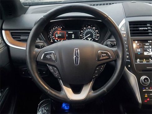 Used 2017 Lincoln MKC Select w/ Select Plus Package image 35