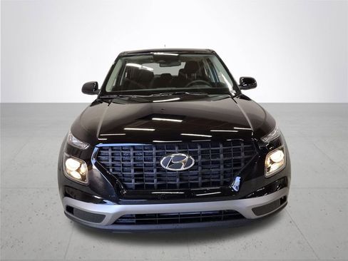 New 2026 Hyundai Venue SE image 3