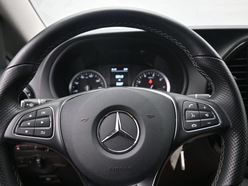 Used 2023 Mercedes-Benz Metris Passenger image 14
