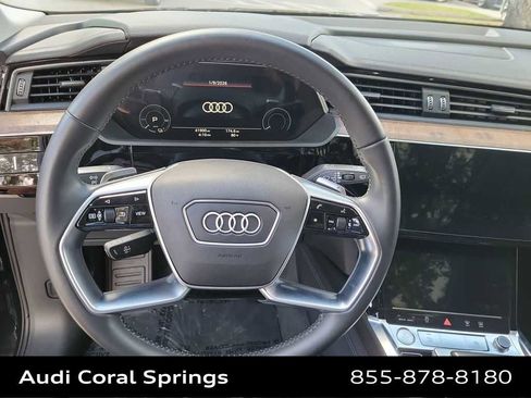 Used 2019 Audi e-tron Premium Plus image 23