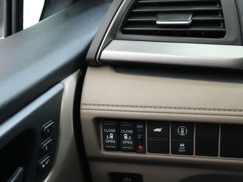 Used 2023 Honda Odyssey EX-L image 15