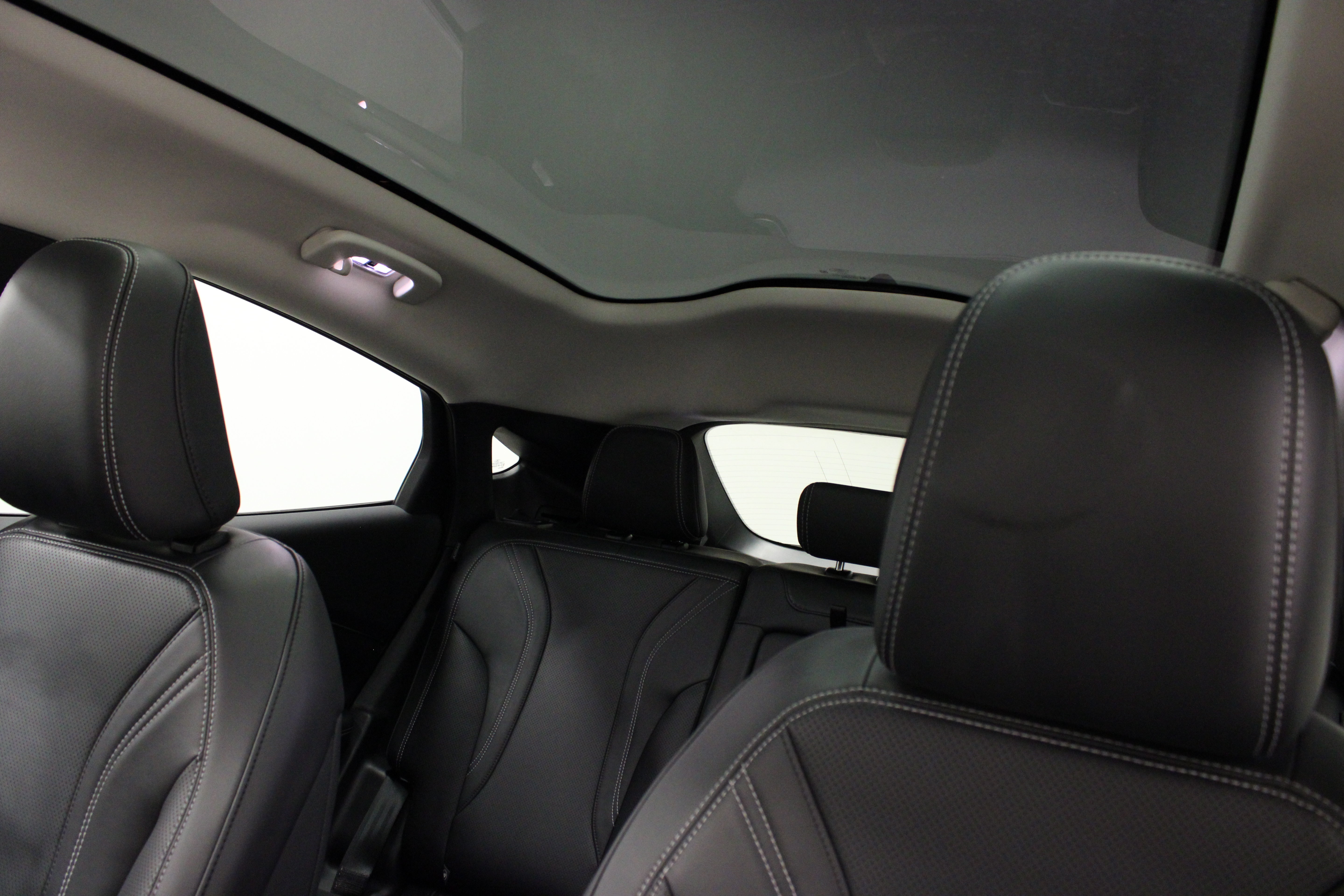 Used 2024 Ford Mustang Mach-E Premium RWD image 34