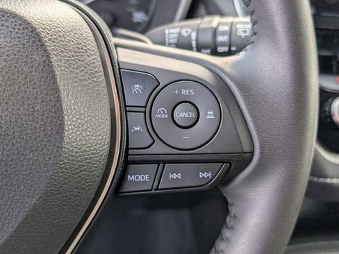 Used 2025 Toyota Corolla SE FWD image 33