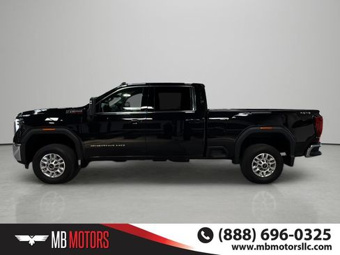 Used 2024 GMC Sierra 2500 SLE w/ SLE Value Package AWD/4WD image 2