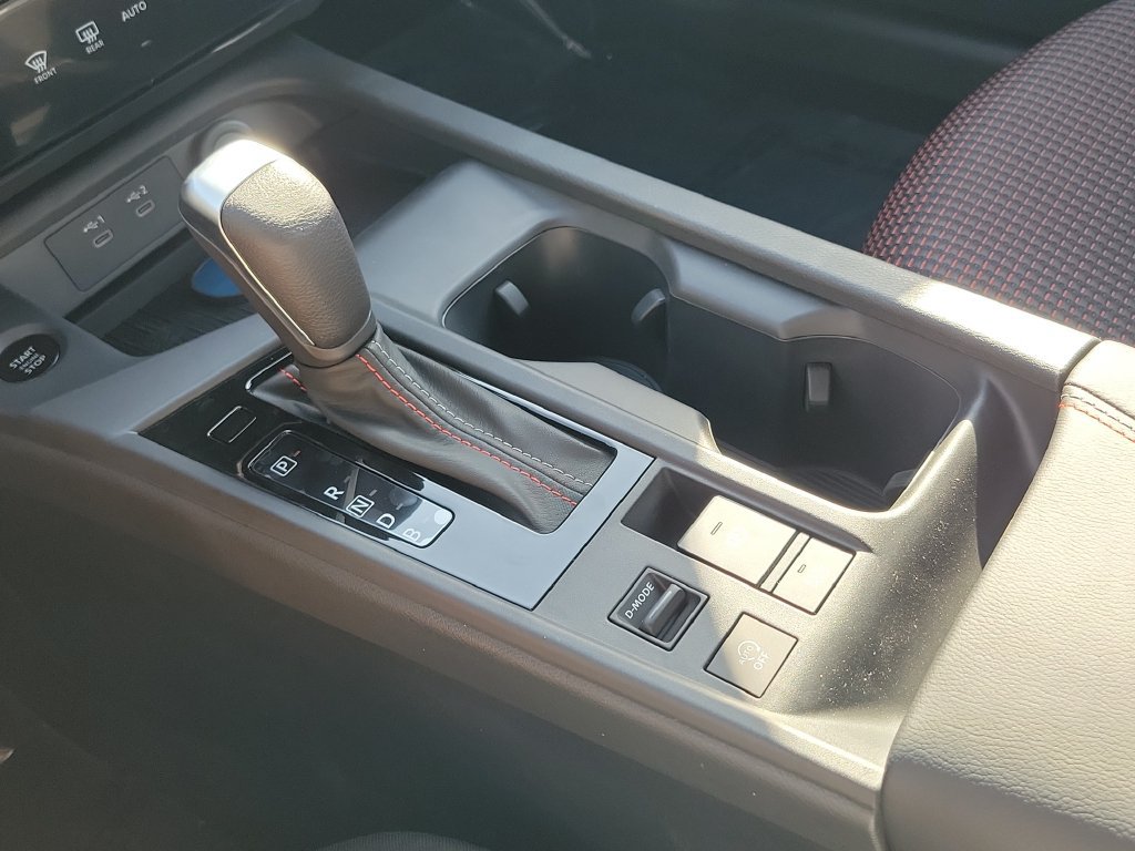 New 2027 Nissan Sentra SR w/ Floor Mat Package FWD image 10