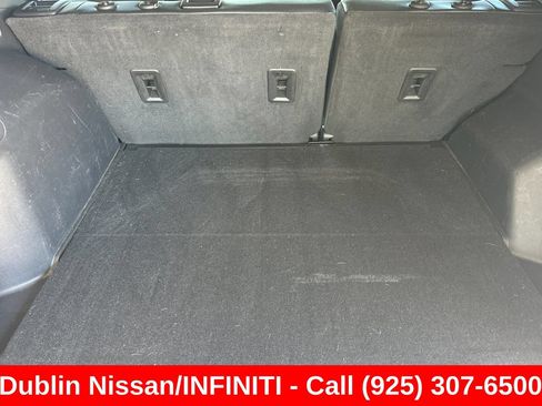 Used 2023 Chevrolet Equinox Premier AWD/4WD image 18